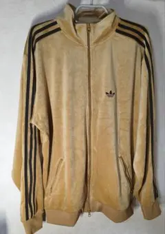 adidas originals ファイヤーバード ベロア トラックトップ