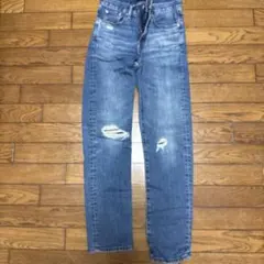 UNIQLO ダメージ加工 ストレートデニム