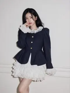 treatürself navy spring peplumjacke