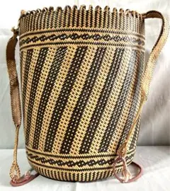 Item thumbnail for item fce9bc43-96f2-421c-9f24-83ac701d2ab3