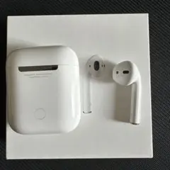 【片耳　充電ケース・箱・ケーブル付】AirPods 第2世代　A2032のサムネイル