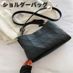 バッグ ショルダー ハンド 黒 シンプル カジュアル 2way ブラック
