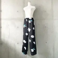 美品ビューティー&ユースBY フラワープリント イージーワイドパンツMのサムネイル