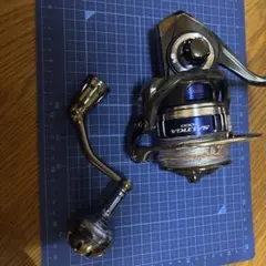 DAIWA SALTIGA 4000 スピニングリール - メルカリ