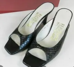 Salvatore Ferragamo フェラガモ オープントゥミュール