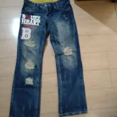 BUZZ HEART デニムパンツ ダメージ加工のサムネイル