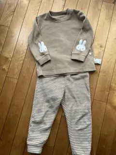 UNIQLO 100cmミッフィー　フリースパジャマ