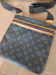 ルイヴィトン　ポシェットボスフォール　モノグラム　ショルダーバック