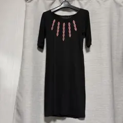 agnès b. アニエスベー ニット 刺繍 黒 半袖 ひざ丈 ワンピース