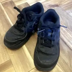 NIKE Air Force 1 ブラック スニーカー　キッズ　16cm ナイキ