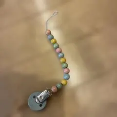 おしゃぶりホルダー