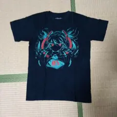 初音ミクシャツ US限定　Art by Krit Parmsanay
