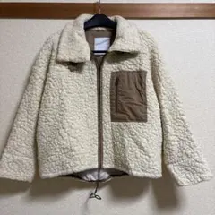 BEATRICE ベアトリス　クリーム色 フリースジャケット ジップアップ