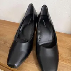 fuwaraku ブラックパンプス 中ヒール　24.5EEE
