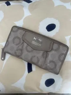 Coach 長財布 グレー 円形模様