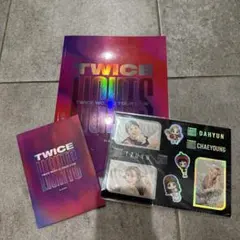 TWICE ツアーグッズ