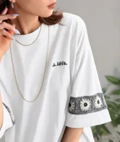 クラシカルエルフJaVaコラボ袖クロシェ編み 配色切り替えTシャツ　ユニセックスのサムネイル