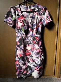 最終値下げ　andy ミニドレス 花柄 ベルト付き