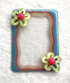 トレカケース レジンデコ うねうねニュアンスフレーム 花‪ꕤ︎︎イエロー/レッド