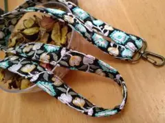 インド刺繍リボン　ネックストラップ