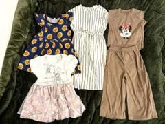 キッズ服4点セット（内1セットはセットアップ）