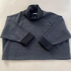 ZARA ダークグレー タートルネックセーター