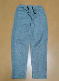 GU　ジーユー裏起毛パンツ　140