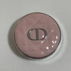 Dior クッションファンデーション 限定ケース ピンク