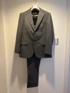 グレーフランネルスーツ