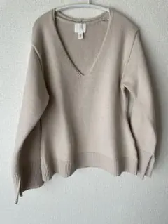 H&M Vネックニット Sサイズ ライトベージュ