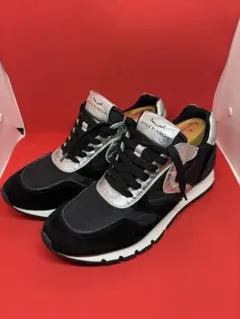 ボイルブランシェ スニーカー