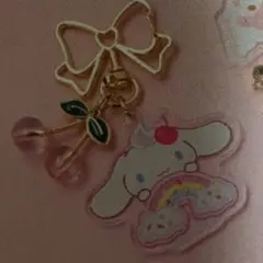 サンリオ きらきらチャーム シナモン