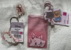 ダイソー　おしゃれキャット　マリー クリアカードケース&キーチェーン
