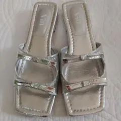 処分価格★スコットクラブ購入【新品未使用タグ付き】大人気完売サンダル 処分価格☆スコットクラブ購入【新品未使用タグ付き】大人気完売