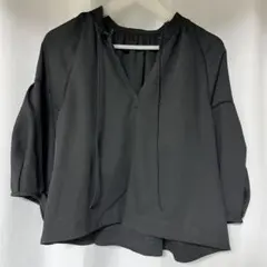 【24SS極美品】BEAUTY&YOUTH Vネックボリュームスリーブトップス