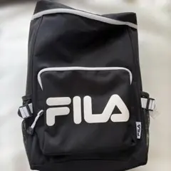 FILA 黒 リュック・バックパック
