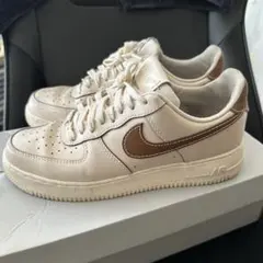 NIKE AIR FORCE 1 スニーカー ベージュ 26.5cm