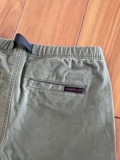 GRAMICCI Mサイズ オリーブ ストレッチスリムパンツのサムネイル