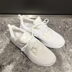 ナイキ エアマックス ベラ ウィメンズ トレーニング　ホワイト　フィットネス