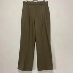 〈未使用品〉ユニクロ　人気色　オリーブ　ワイドタックパンツ XLサイズ