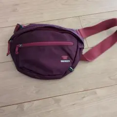 マウンテンスミス　ボディバッグ ワインレッド