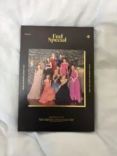 TWICE Feel Special アルバム