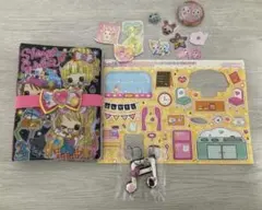 シール帳　シール・缶バッジ・ストラップ付き　平成女児　平成レトロ　当時物