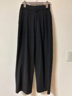 美品　ユニクロ タックワイドパンツ ブラック サイズS
