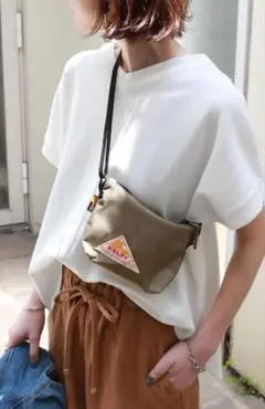 【タグ付き】and Me 綿ワッフル半袖VネックTシャツ オフホワイト Mのサムネイル