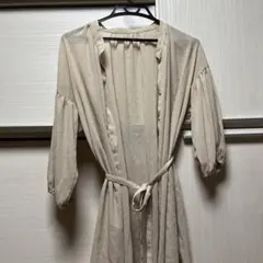 ベージュ 長袖 ロングワンピース