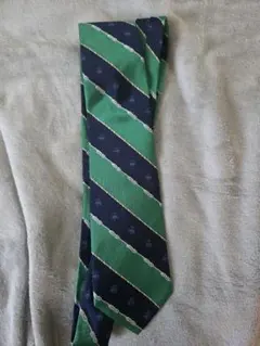 美品 Brooks Brothers ゴールデンフリース レップタイ ネクタイ