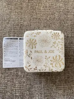 PAUL & JOE 花柄ポーチ