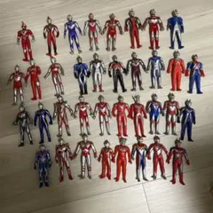 Amazon.co.jp: 古い倉庫蔵出し骨董品　当時物　ウルトラマン12cm　1998円谷プロダクション 円谷倉庫2 映画 撮影 円谷プロ ウルトラマンシリーズ 特撮