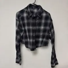 GU クロップドチェックシャツ